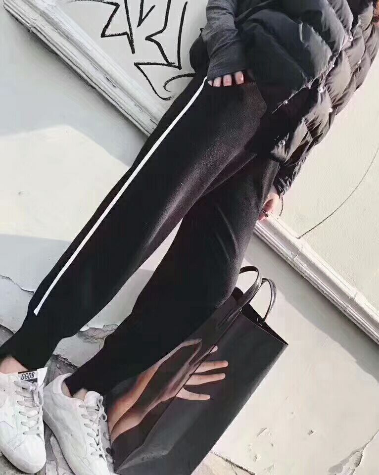 显酷显高显瘦的垂感哈伦裤,哈伦裤这么流行这样穿显瘦又时尚