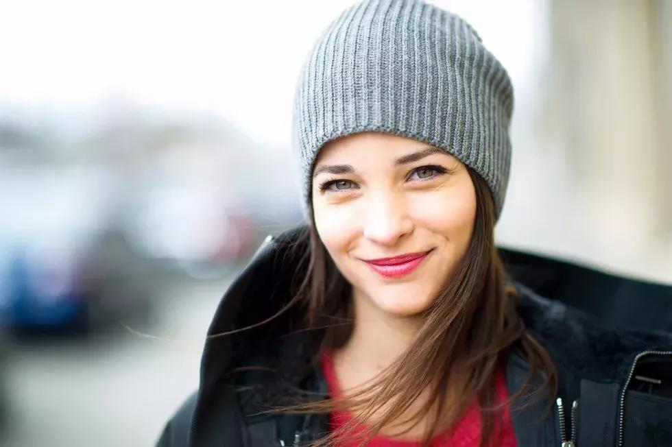 又降温了穿什么,保暖又好看针织帽