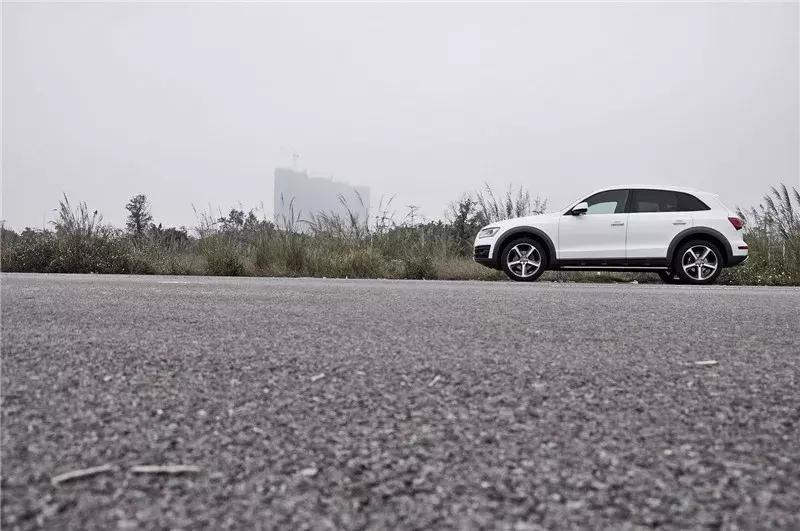 全新奥迪q5sportback试驾,上汽奥迪q5e-tron试驾