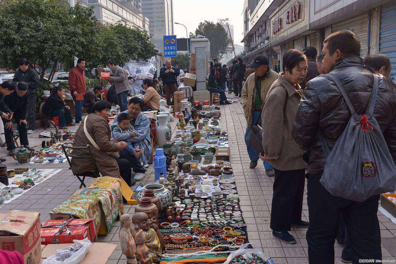 新手怎么摆地摊,新手摆地摊卖烧烤