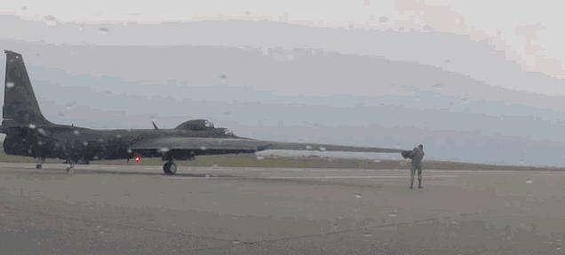 飞机起落架原理论文,飞机起落架操作视频