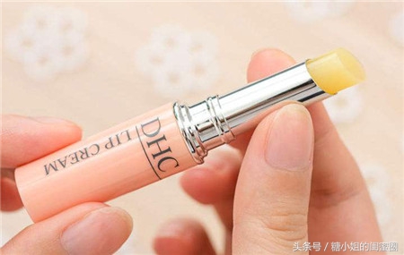 润唇膏好不好用,润唇膏吐槽