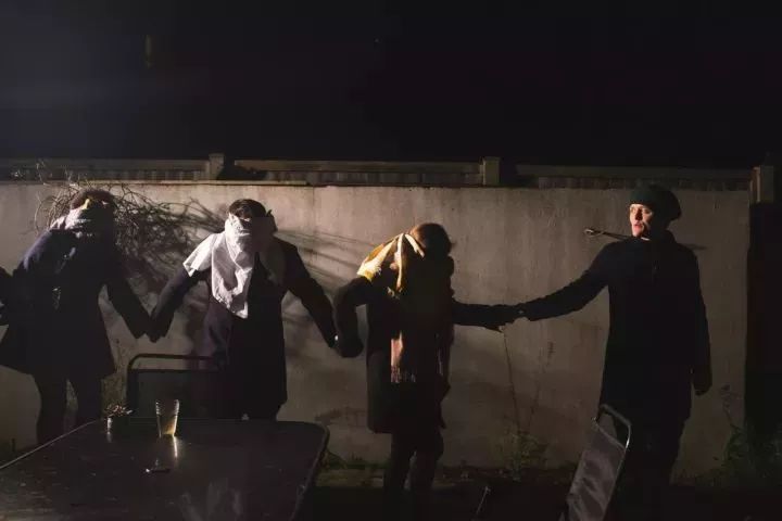 把自家破后院谎称为高级餐厅,7个月做到伦敦餐厅NO.1