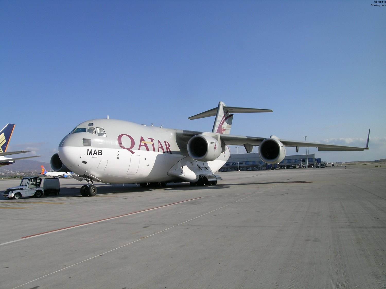 卡塔尔买法国战斗机,卡塔尔给美国每年交多少保护费