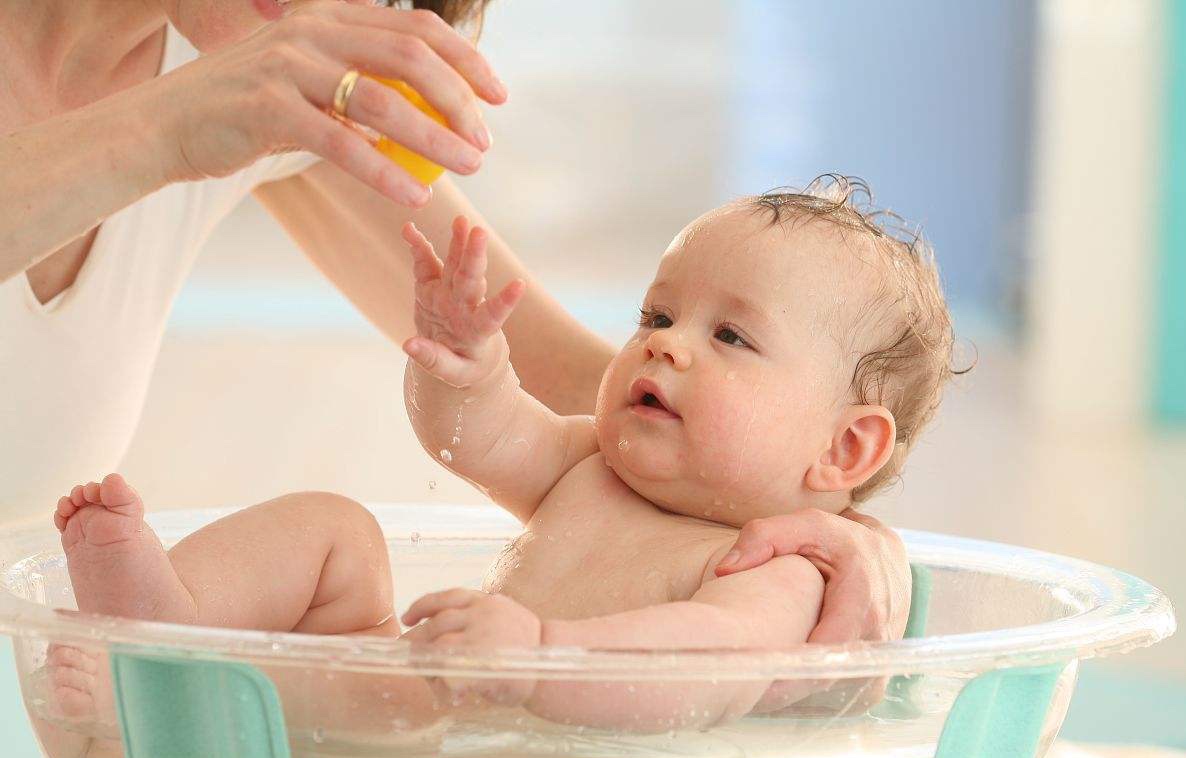 新生儿冬季保暖，一定要注意这三点，新手爸妈要牢记哦！