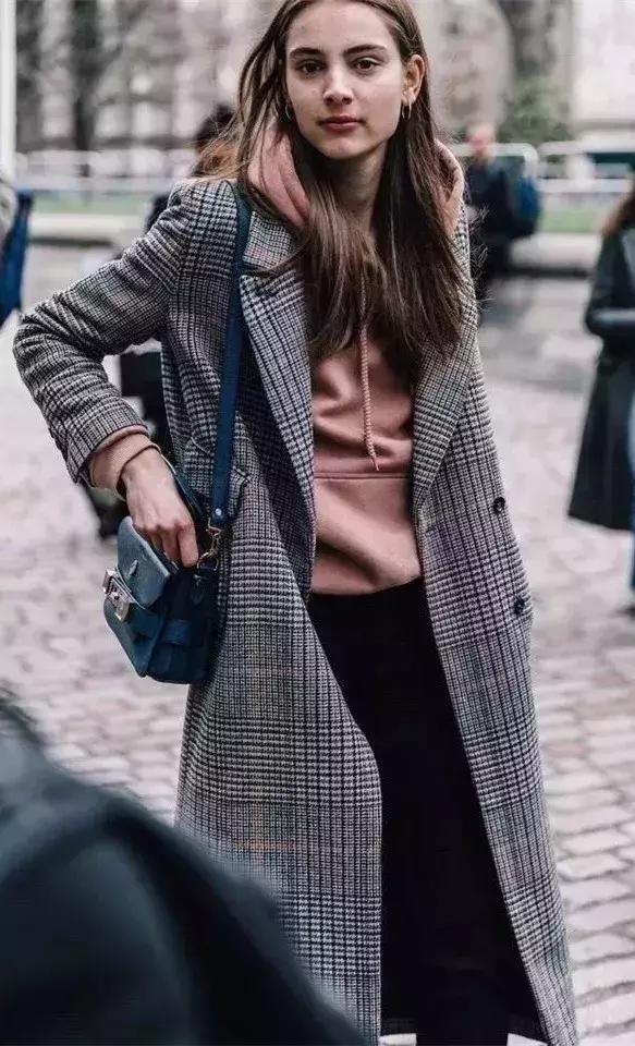 一周都不重样的卫衣搭配示范,7天不重样卫衣怎么穿