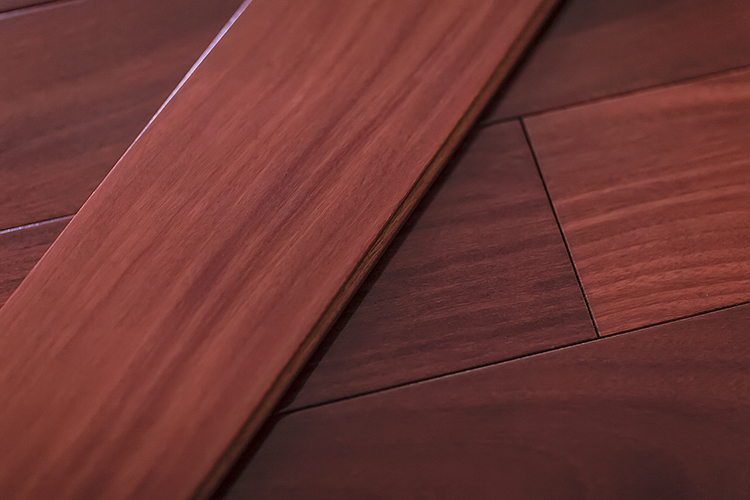 买地板商家有哪些坑,网购官方店地板靠谱吗