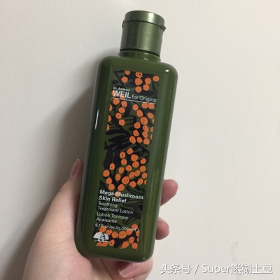 秋冬干皮用什么化妆水保湿,秋冬季节化妆水推荐