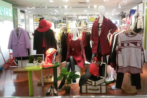 女装怎么才不会有库存,时尚女装店进货和卖货的技巧