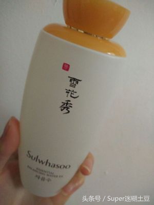 秋冬干皮用什么化妆水保湿,秋冬季节化妆水推荐