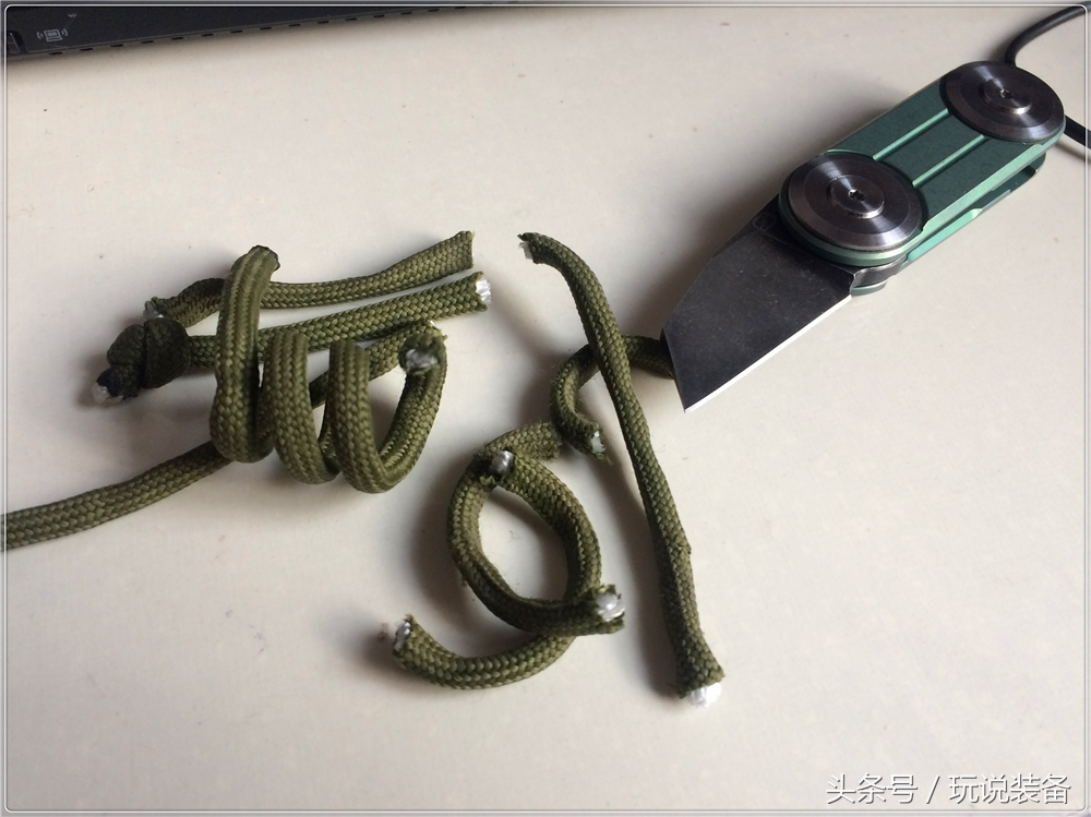 一把小刀的玩具,一把小巧的小刀