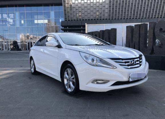 桂平二手车索纳塔八,现代索纳塔八代半二手车