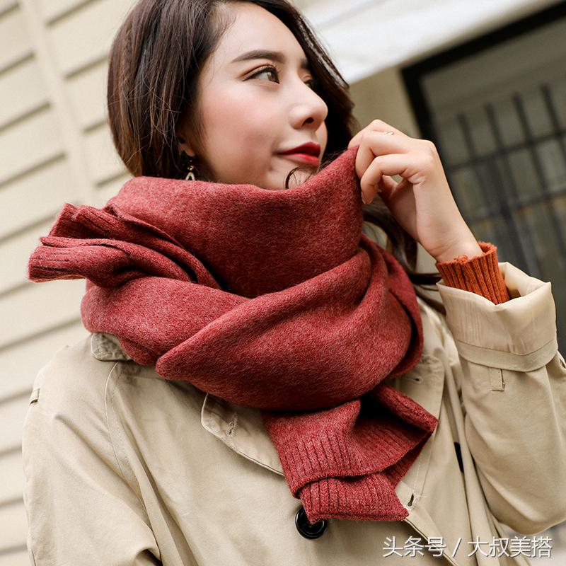 秋冬围巾时髦系法,秋冬围巾怎么披好看