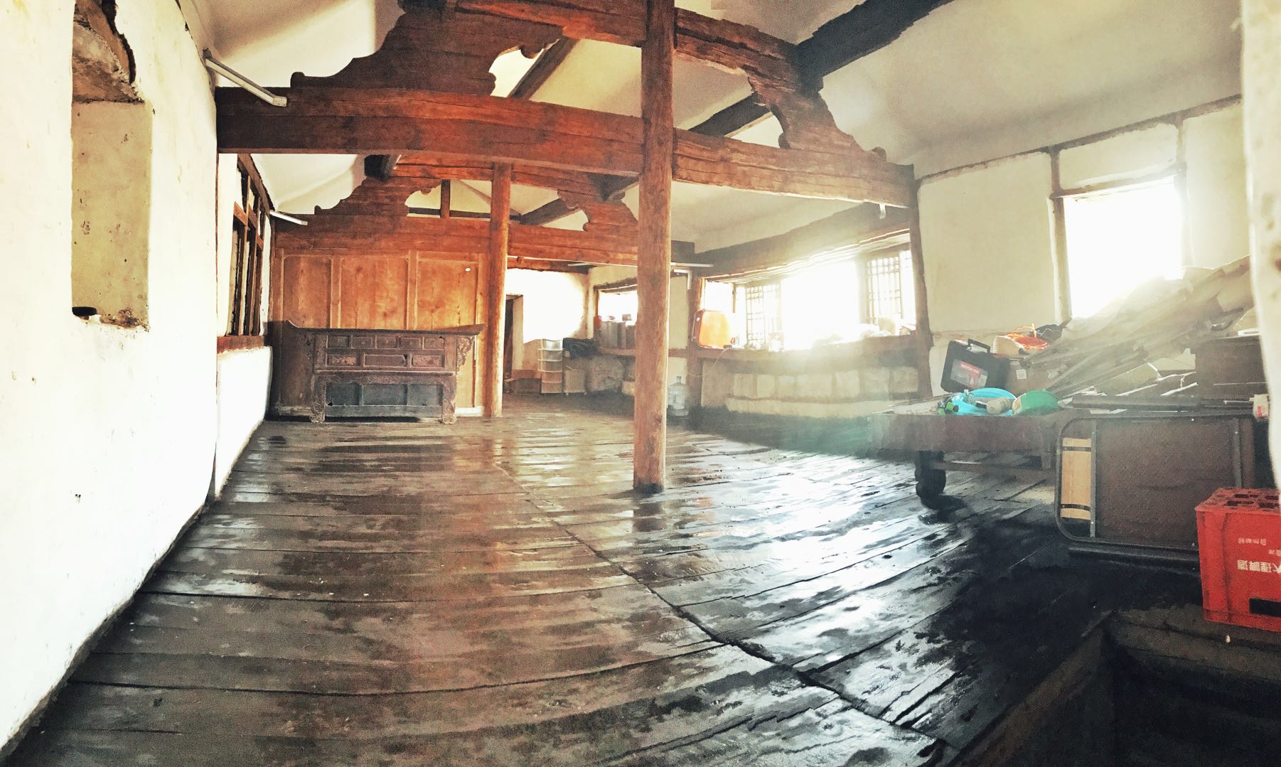 因为爱情，让旅途中的他们留在了大理