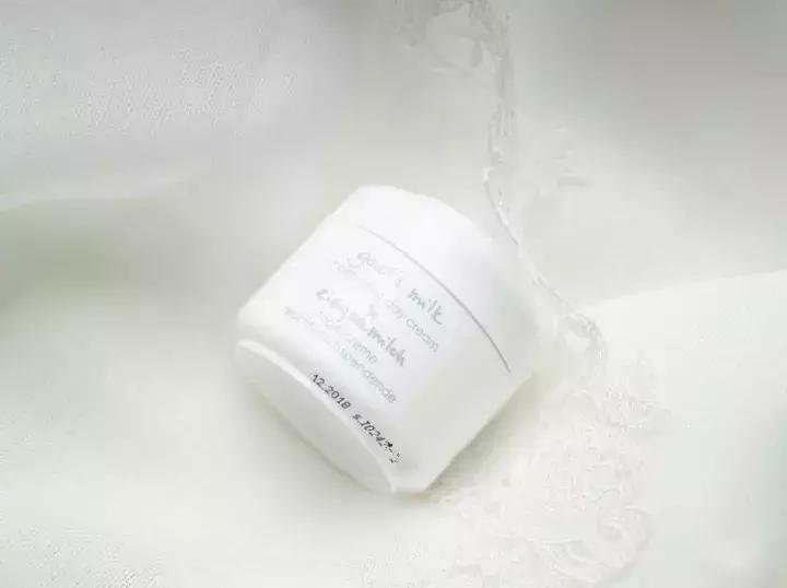 油皮混油皮哪种面霜比较适合,油皮面霜哪个好