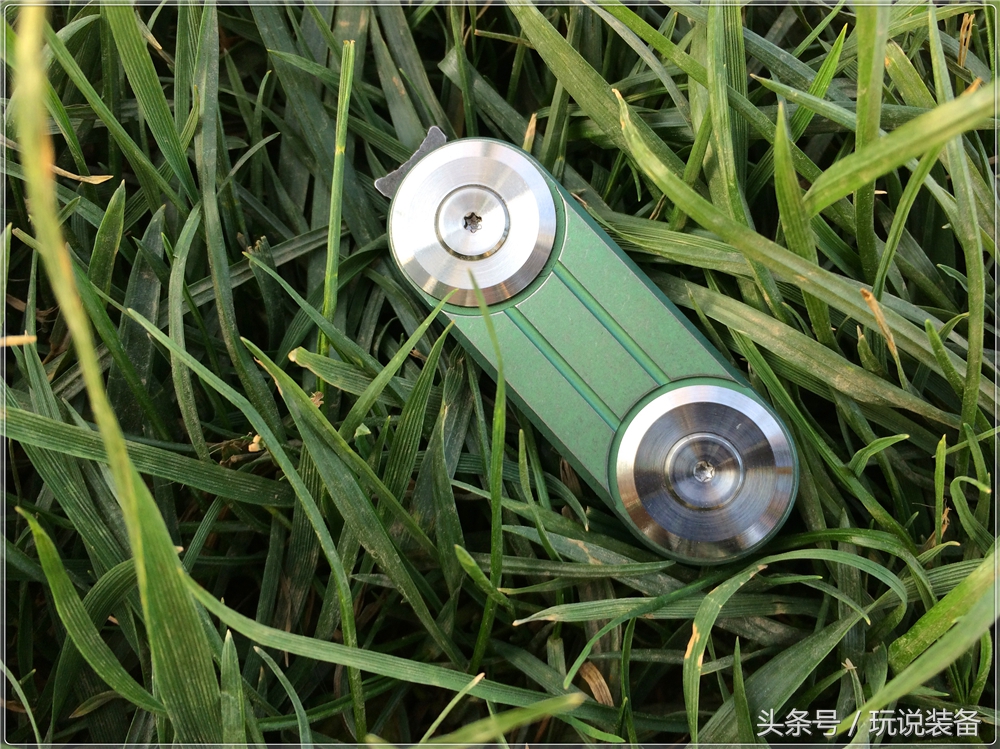 一把小刀的玩具,一把小巧的小刀