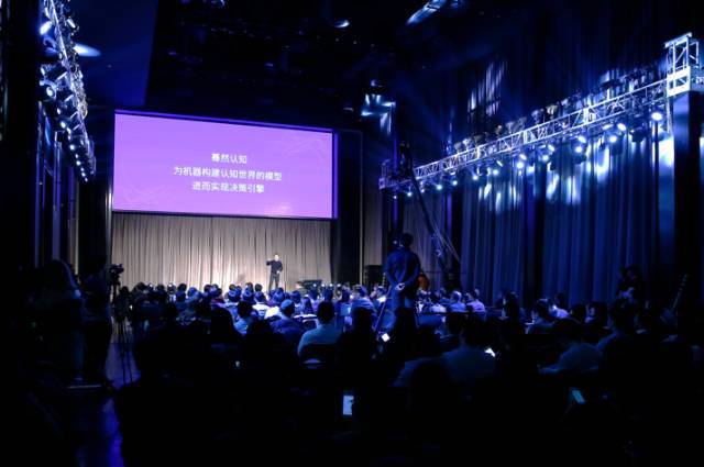 推出全新智能决策引擎蓦然认知带来了怎样的交互新革命？