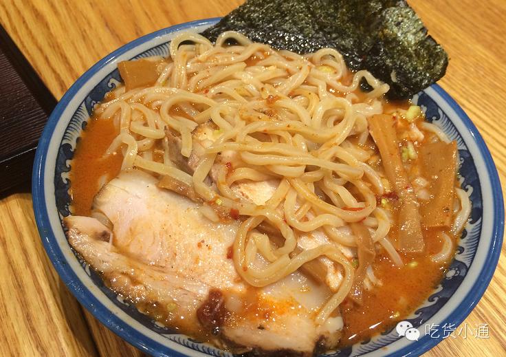 终于吃到了!排了1个小时队!王菲、梁朝伟,这里也去过