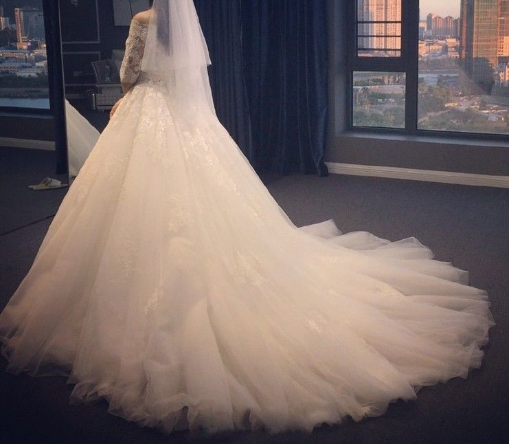 婚礼新娘婚纱怎么选,如何根据婚礼场地选婚纱