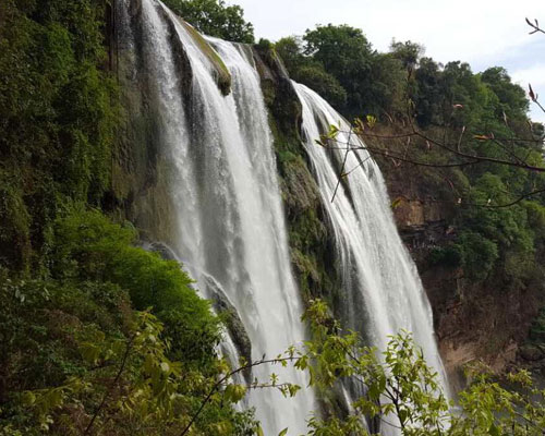 多彩贵州之黄果树瀑布打卡,创作灵感多彩贵州黄果树瀑布