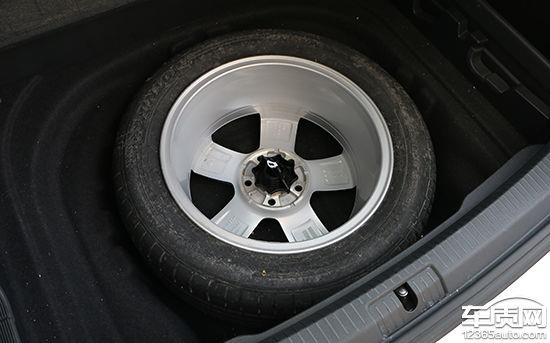 高尔夫旅行版2014款,国内第四代大众高尔夫旅行版