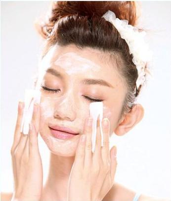 上火长痘怎么办?这样做让痘痘消失不见!