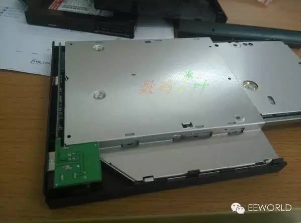 笔记本光驱如何改装成固态硬盘架,联想一体机光驱位装固态硬盘教程