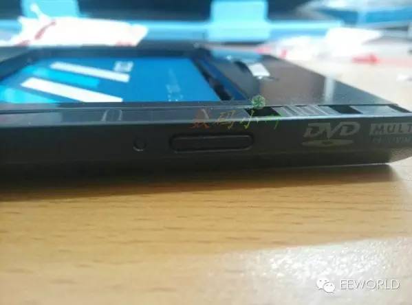 笔记本光驱如何改装成固态硬盘架,联想一体机光驱位装固态硬盘教程