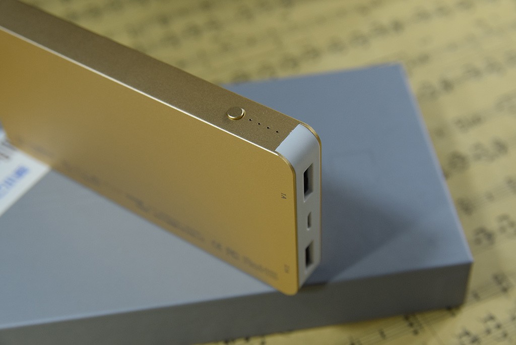 将土豪金装进口袋，和MacBookPro同工艺的必备神器