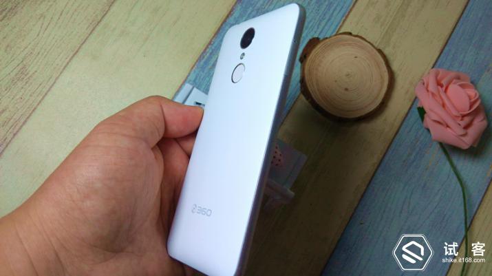 360手机f4s评测,360手机f4质量怎么样