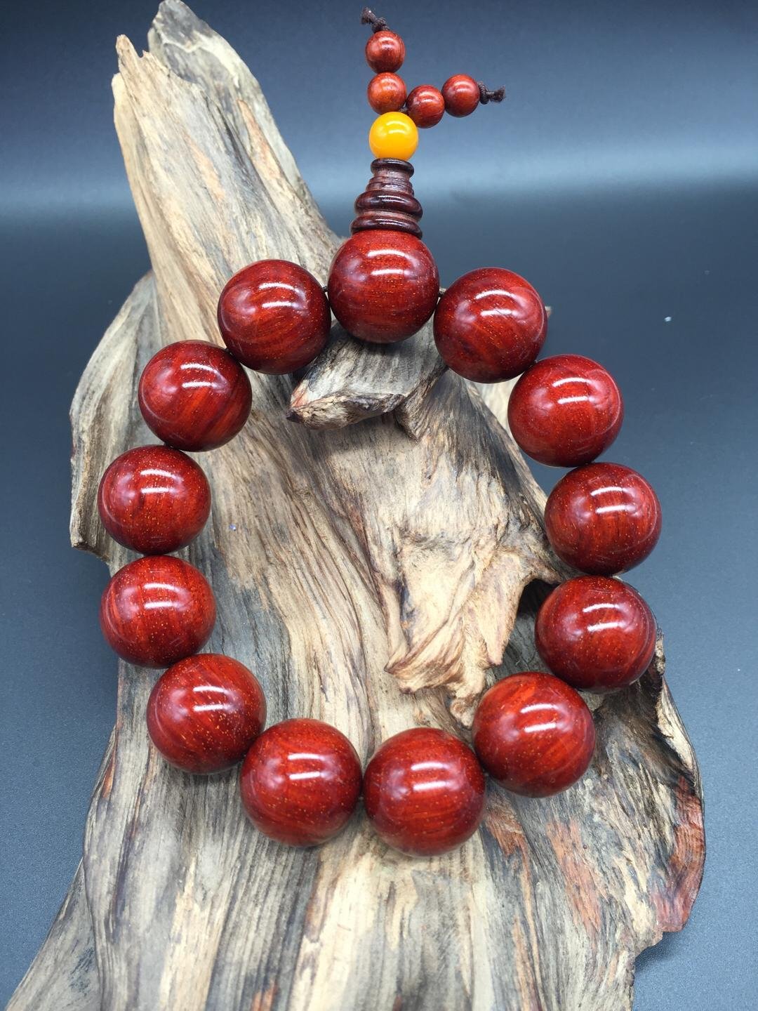 小叶紫檀的牛毛纹棕眼多怎么处理,为什么我的小叶紫檀会掉色