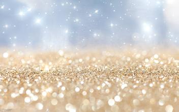 我剖腹当晚他为了见心爱女人执着上了飞机