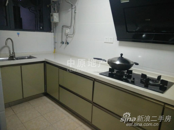 最新龙华租大两房信息,深圳龙华简装三房出租