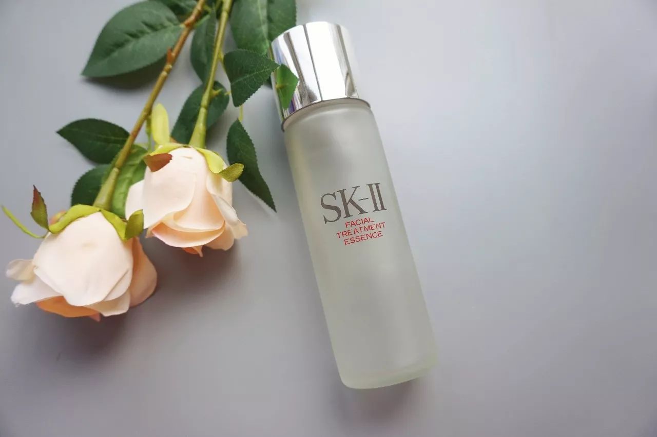 有关雅诗兰黛,雅诗兰黛的简介和特点是什么