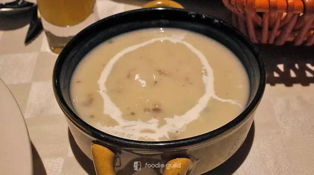 某人约会图性价比选了“西堤厚牛排”,结果吃完秒变前任……