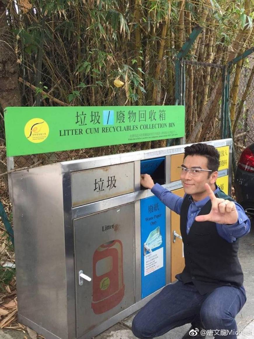 唐文龙颜值巅峰,唐文龙与路人合影