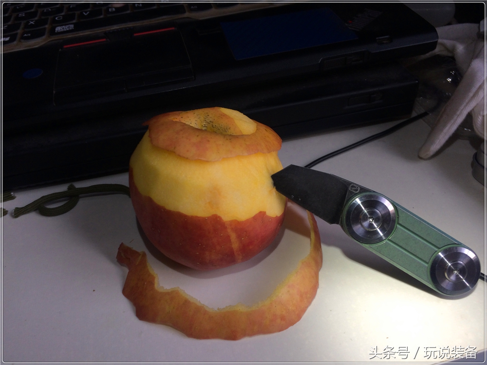 一把小刀的玩具,一把小巧的小刀