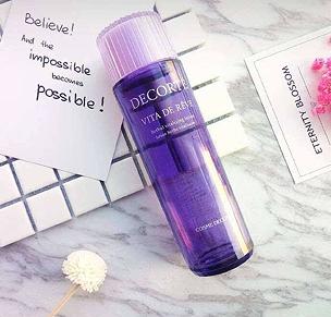 如何在暑假改善痘痘,怎么快速成为美女