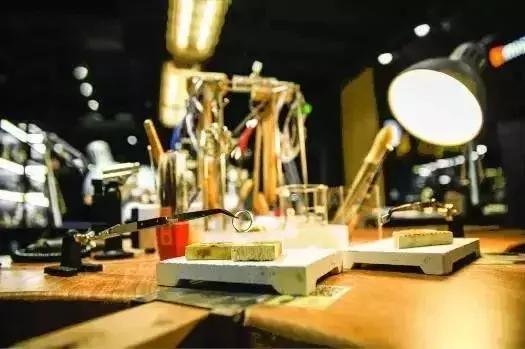 去这几间魔都手作工坊,用双手把心意融进圣诞礼物里