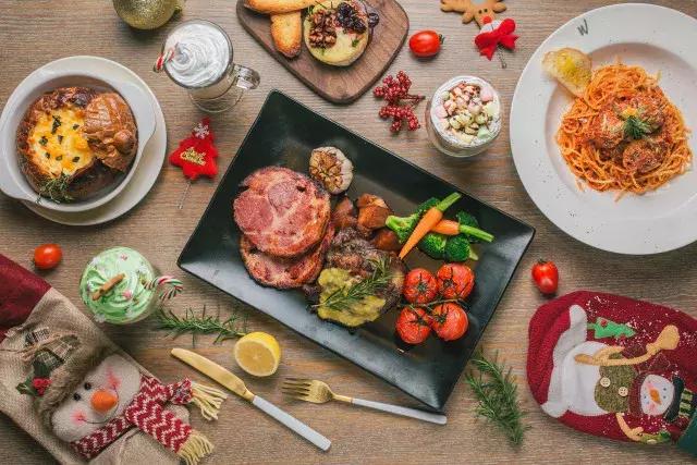 意面上种圣诞树，棉花糖变麋鹿，还有什么是这家餐厅做不到的！