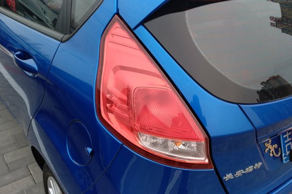 福特嘉年华质量怎样,福特嘉年华14万公里手动低配