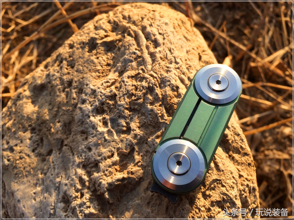 一把小刀的玩具,一把小巧的小刀