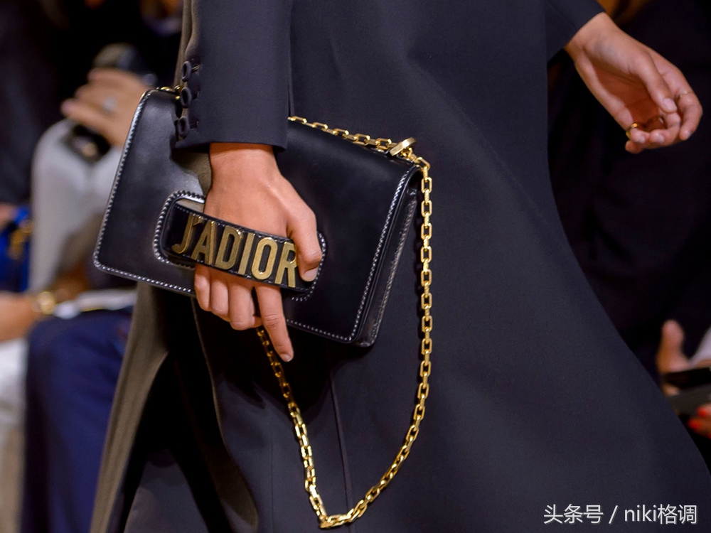 还有十天就要跨年了吗,还有10天就要跨年了吗