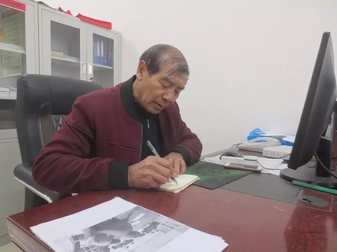 找资金、拉项目……许昌这曾经“三不管”,在他努力下过上好日子!