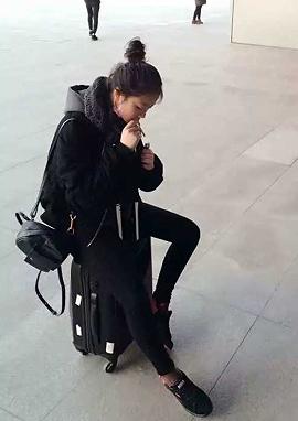 如何在暑假改善痘痘,怎么快速成为美女