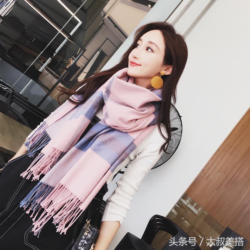 秋冬围巾时髦系法,秋冬围巾怎么披好看