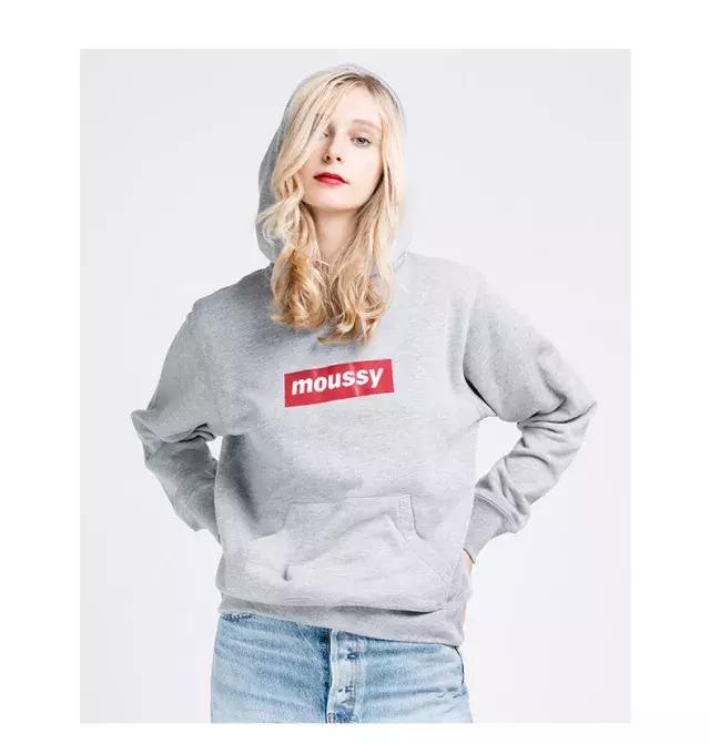 唐艺昕张若昀同穿同款外套,张若昀唐艺昕穿白色衣服