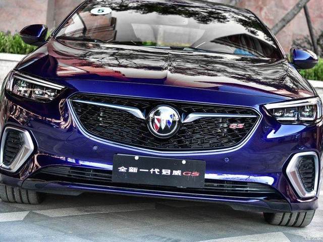 蒙迪欧2.0t豪华版落地价对比迈腾,17年245高功率蒙迪欧对比迈腾