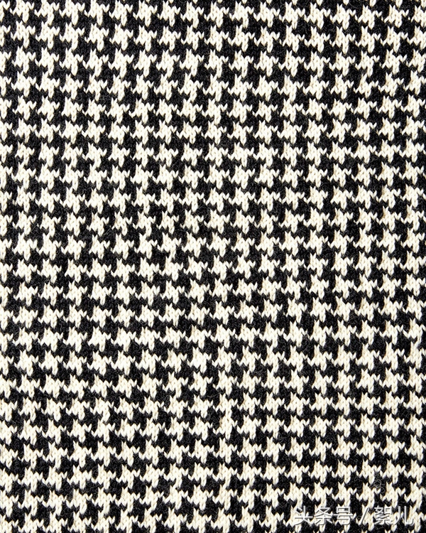 千鸟格永恒的经典,经典千鸟格咖啡色加厚一体绒毛衣