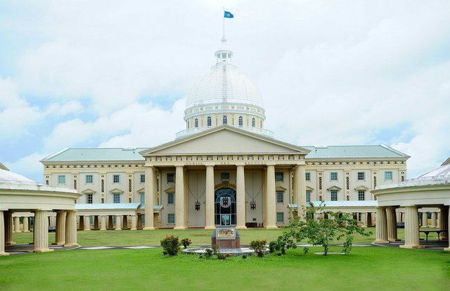 自由行之租匹红色大野马，帅气环帕劳！